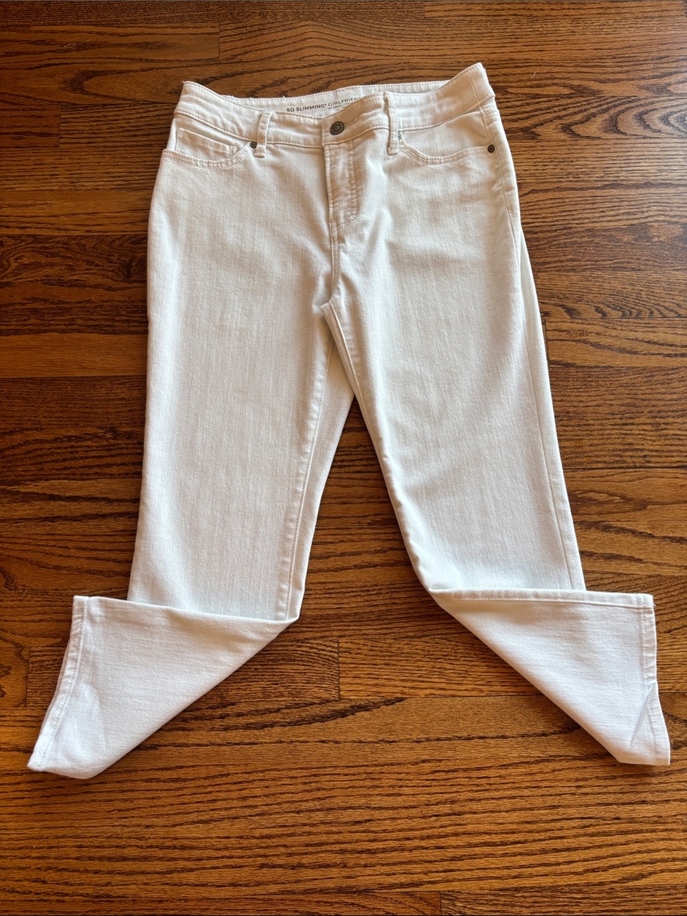 Chico's White Slimming Girlfriend Slim Leg Crop